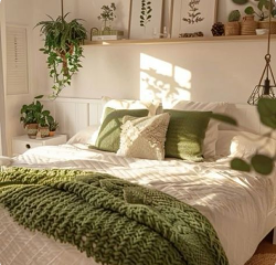 chambre avec etagere rangé